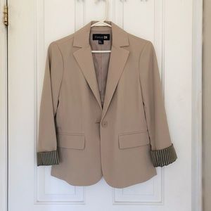 Forever 21 Jackets & Coats - NWOT Forever 21 blazer Forever 21 Jackets & Coats - NWOT Forever 21 blazer
